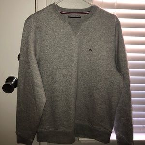 Tommy Hilfiger gray sweater